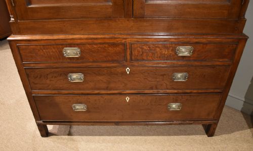 OAK EARLY 19TH CENTURY PRESS CUPBOARD LINEN PRESS - ADDITIONAL PHOTO 3