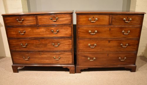 PAIR GEORGE III MAHOGANY CHEST OF DRAWERS - ADDITIONAL PHOTO 2