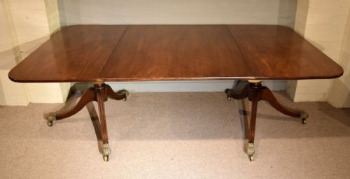 regency period mahogany two pillar dining table - CATEGORY: ANTIQUE TABLES - DATED REGENCY