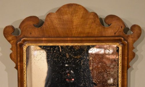SMALL GEORGE II WALNUT WALL MIRROR - ADDITIONAL PHOTO 2