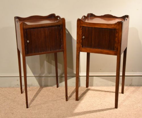 matched pair of mahogany bedside cabinets tables - CATEGORY: ANTIQUE CUPBOARDS - DATED 1800