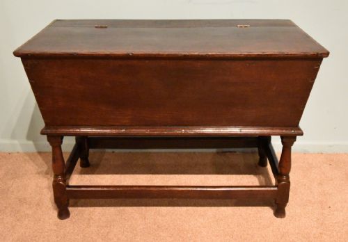 west country oak dough bin - CATEGORY: ANTIQUE MISCELLANEOUS - DATED 18TH CENTURY