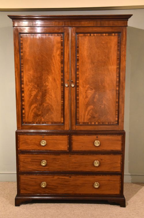 george iii mahogany linen press - CATEGORY: ANTIQUE CUPBOARDS - DATED GEORGIAN