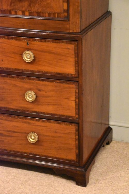 GEORGE III MAHOGANY LINEN PRESS - ADDITIONAL PHOTO 6
