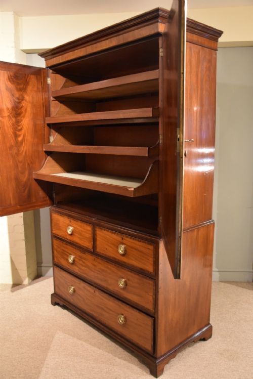 GEORGE III MAHOGANY LINEN PRESS - ADDITIONAL PHOTO 7