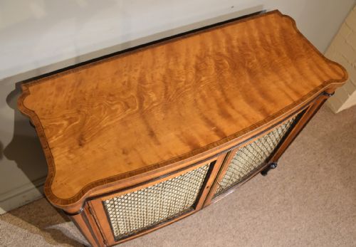 GEORGE III SATINWOOD CHIFFONIER SIDE CABINET - ADDITIONAL PHOTO 4