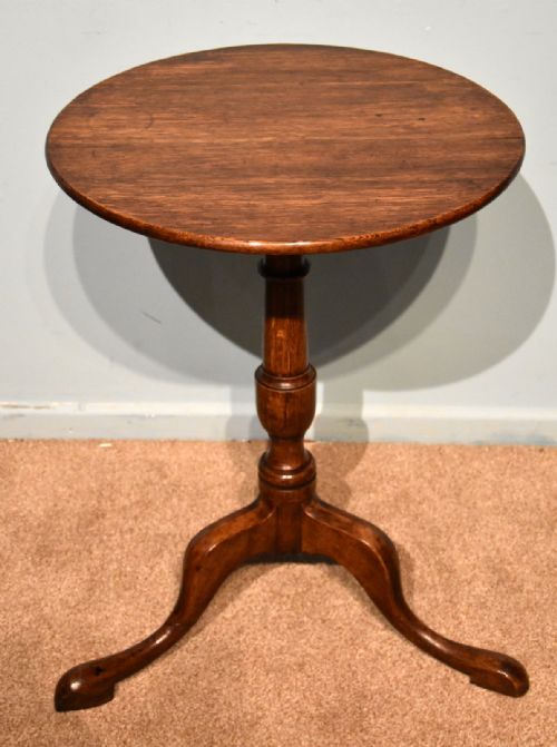 george iii oak tilting lampwine table - CATEGORY: ANTIQUE TABLES - DATED GEORGIAN