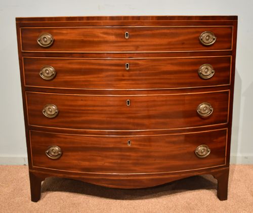 regency period bow fronted chest of drawers - CATEGORY: ANTIQUE CHEST OF DRAWERS - DATED REGENCY