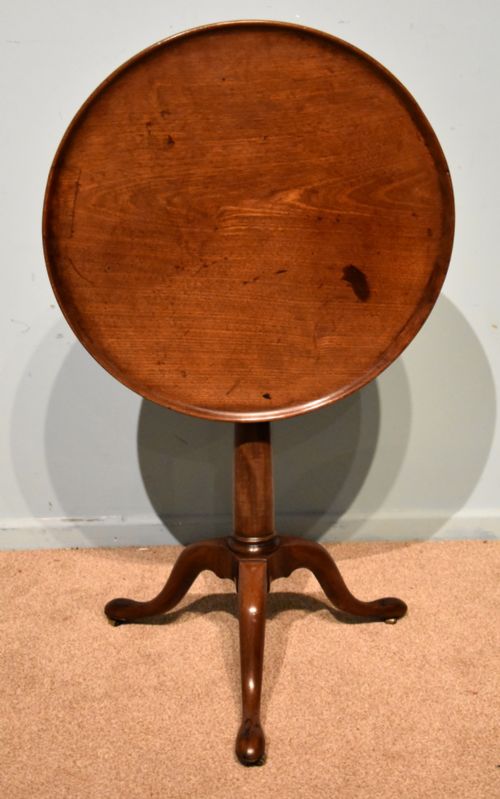 george iii mahogany dish top tripod table - CATEGORY: ANTIQUE TABLES - DATED 18TH CENTURY