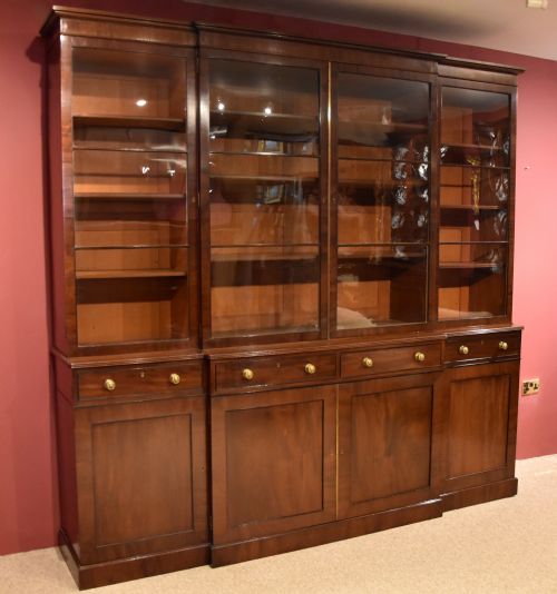 REGENCY PERIOD MAHOGANY BREAKFRONT BOOKCASE - ADDITIONAL PHOTO 1