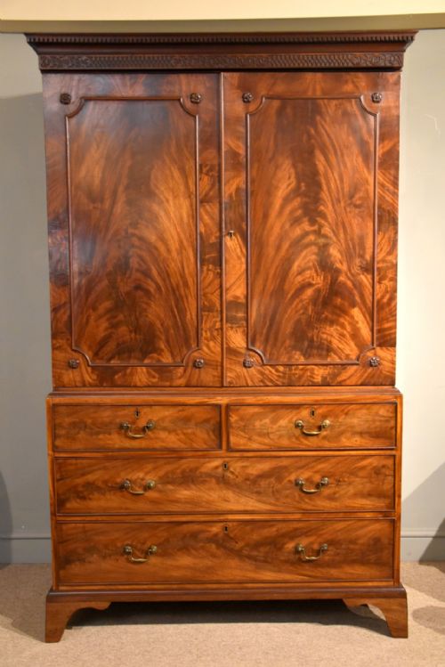george iii hepplewhite period mahogany linen press - CATEGORY: ANTIQUE CUPBOARDS - DATED 18TH CENTURY