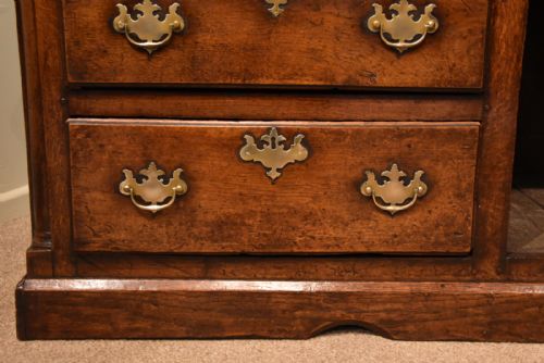 A MID 18TH CENTURY GEORGE III LARGE OAK DRESSER BASE - ADDITIONAL PHOTO 10