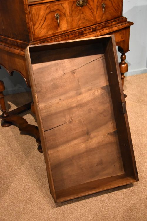 A GEORGE I WALNUT CHEST ON STAND - ADDITIONAL PHOTO 6