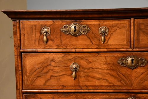 A GEORGE I WALNUT CHEST ON STAND - ADDITIONAL PHOTO 8