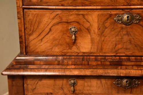 A GEORGE I WALNUT CHEST ON STAND - ADDITIONAL PHOTO 9