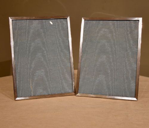 PAIR OF SILVER FRAMES LANDSCAPE PORTRAIT - ADDITIONAL PHOTO 1