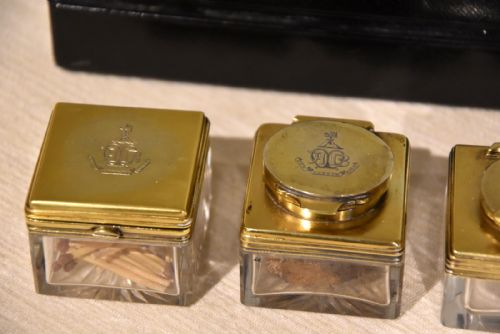 RARE SILVER DESK SET WITH PROVENANCE TO BARON REDESDALE - ADDITIONAL PHOTO 4