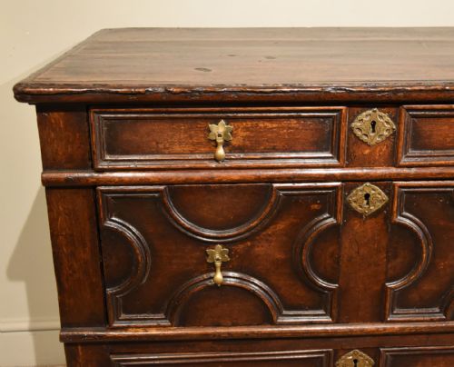 CHARLES II OAK CHEST OF DRAWERS - ADDITIONAL PHOTO 5
