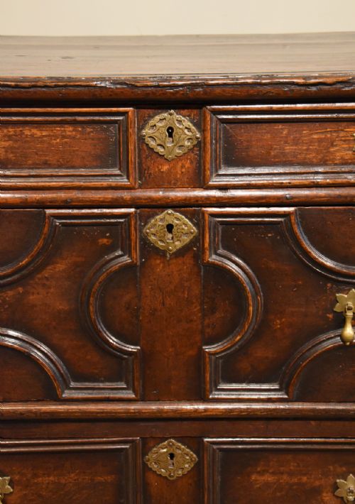 CHARLES II OAK CHEST OF DRAWERS - ADDITIONAL PHOTO 6