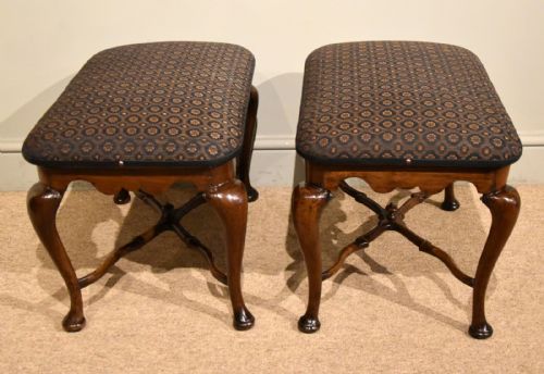 QUEEN ANNE PERIOD WALNUT PAIR OF FOOTSTOOLS - ADDITIONAL PHOTO 2
