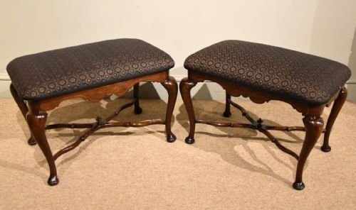 QUEEN ANNE PERIOD WALNUT PAIR OF FOOTSTOOLS - ADDITIONAL PHOTO 3