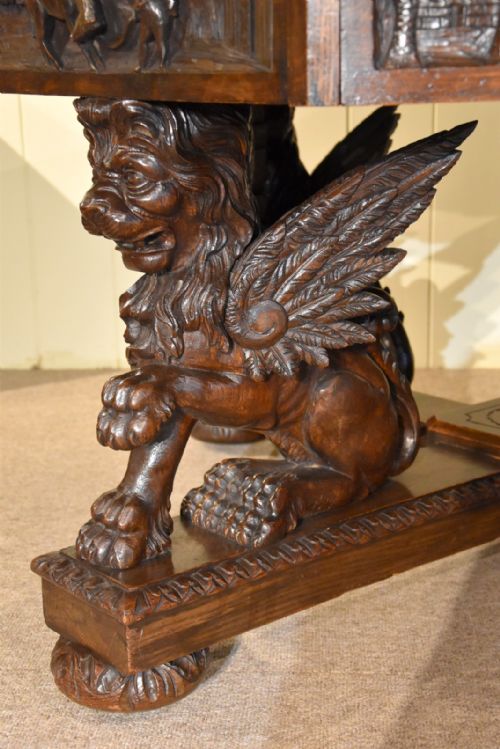 CARVED OAK CENTRE TABLE BY EDWARDS AND ROBERTS - ADDITIONAL PHOTO 2