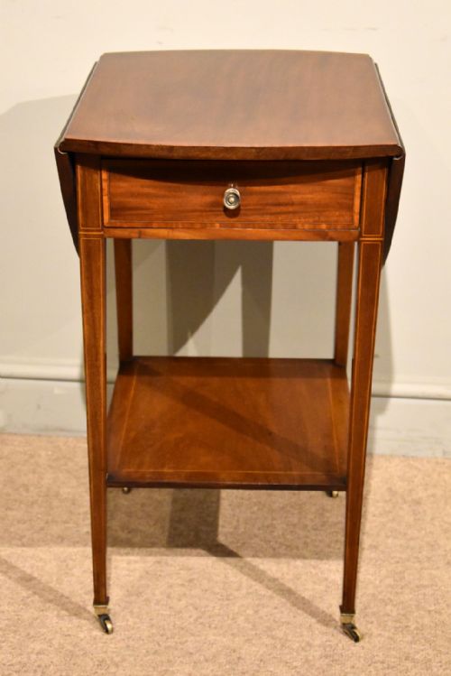 edwardian mahogany drop leaf lamp table - CATEGORY: ANTIQUE TABLES - DATED 1900