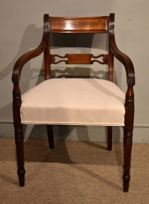 SET OF EIGHT 8 REGENCY PERIOD MAHOGANY DINING CHAIRS - ADDITIONAL PHOTO 1
