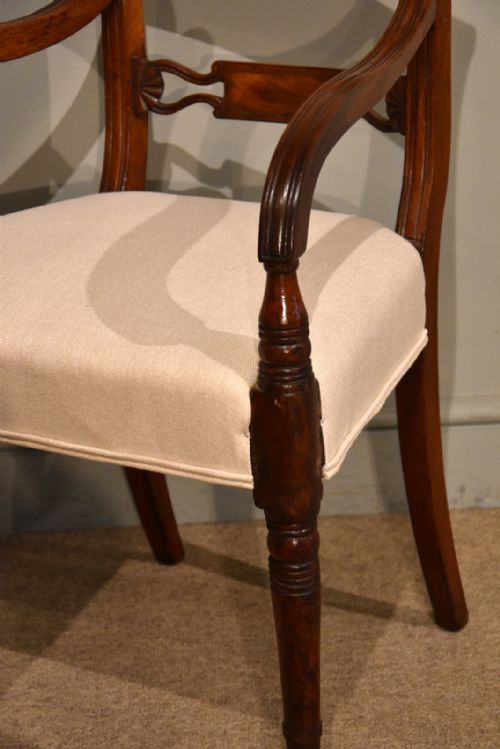 SET OF EIGHT 8 REGENCY PERIOD MAHOGANY DINING CHAIRS - ADDITIONAL PHOTO 3