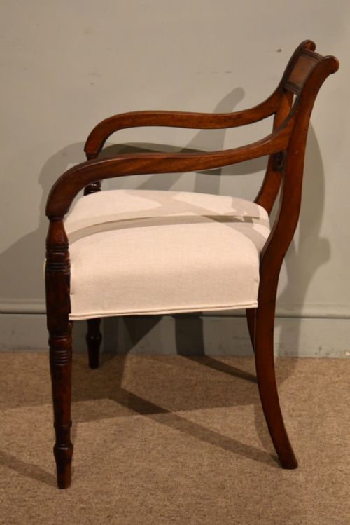SET OF EIGHT 8 REGENCY PERIOD MAHOGANY DINING CHAIRS - ADDITIONAL PHOTO 4