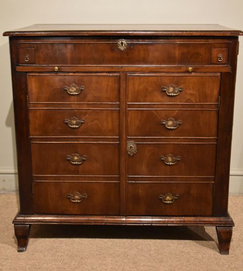 18TH CENTURY WALNUT GENTS DRESSING CHEST - ADDITIONAL PHOTO 1
