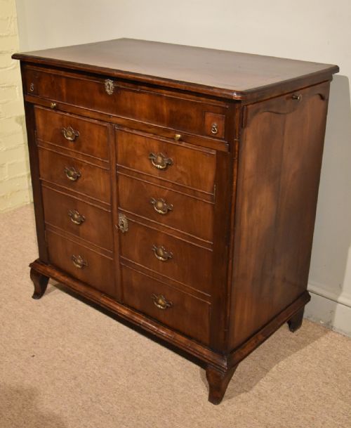 18TH CENTURY WALNUT GENTS DRESSING CHEST - ADDITIONAL PHOTO 7