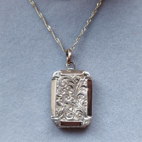 VICTORIAN 9CT GOLD LOCKET - ADDITIONAL PHOTO 6