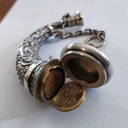 SAMPSON MORDAN SILVER VINAIGRETTE AND SCENT BOTTLE - ADDITIONAL PHOTO 2
