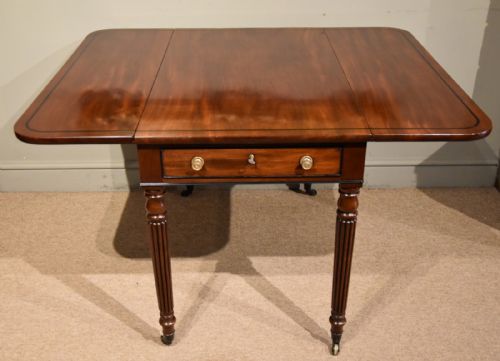 REGENCY MAHOGANY PEMBROKE TABLE - ADDITIONAL PHOTO 2