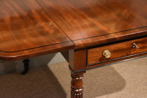 REGENCY MAHOGANY PEMBROKE TABLE - ADDITIONAL PHOTO 4
