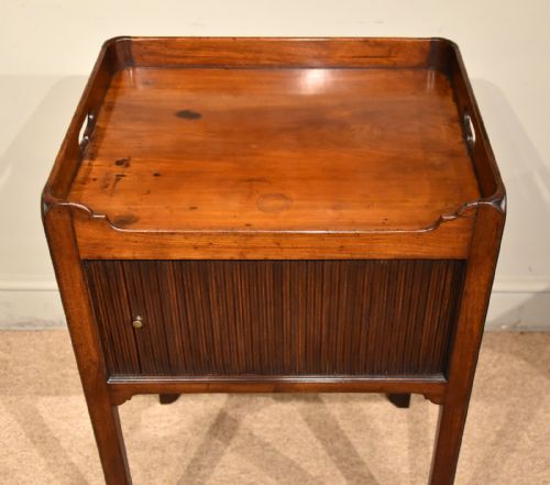 GEORGE III TAMBOUR FRONTED BEDSIDE TABLE COMMODE - ADDITIONAL PHOTO 4