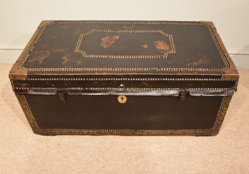 EARLY 19TH CENTURY COACHING TRUNK - ADDITIONAL PHOTO 4