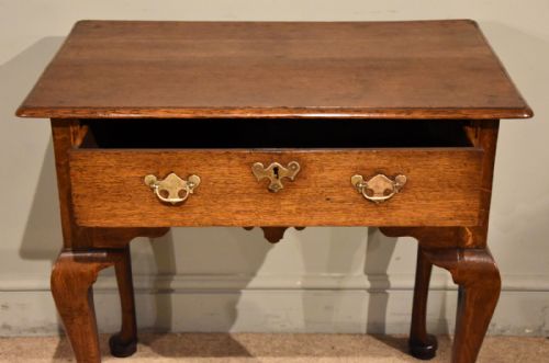 GEORGE I OAK LOWBOY WITH CABRIOLE LEGS - ADDITIONAL PHOTO 1