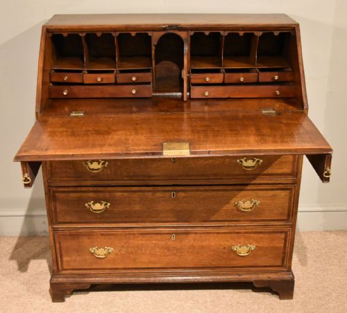 GEORGE III OAK BUREAU WITH FITTED INTERIOR - ADDITIONAL PHOTO 2