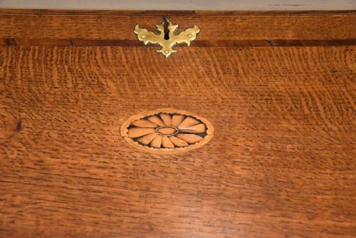 GEORGE III OAK BUREAU WITH FITTED INTERIOR - ADDITIONAL PHOTO 4