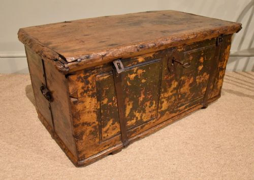 18TH CENTURY PINE AND IRON BOUND TRUNK - ADDITIONAL PHOTO 3