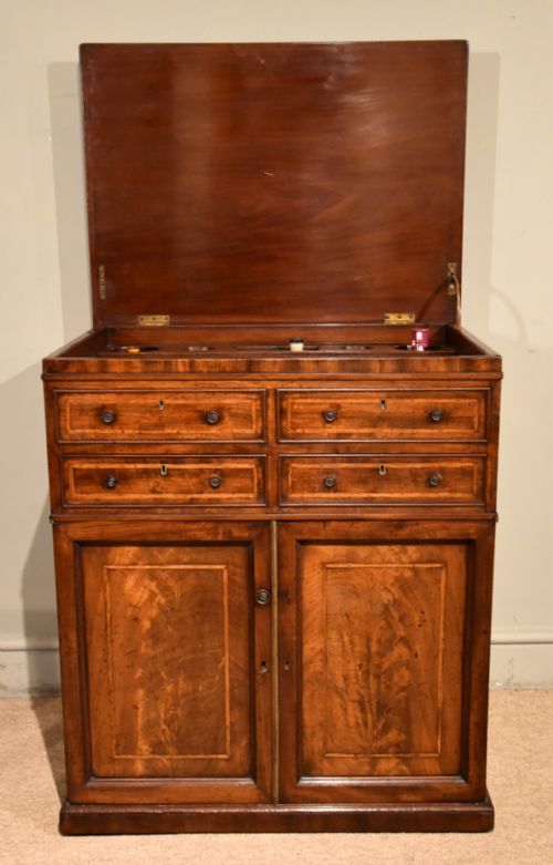 REGENCY PERIOD MAHOGANY CHEST OF DRAWERS - ADDITIONAL PHOTO 1