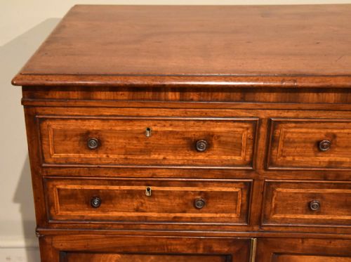 REGENCY PERIOD MAHOGANY CHEST OF DRAWERS - ADDITIONAL PHOTO 3