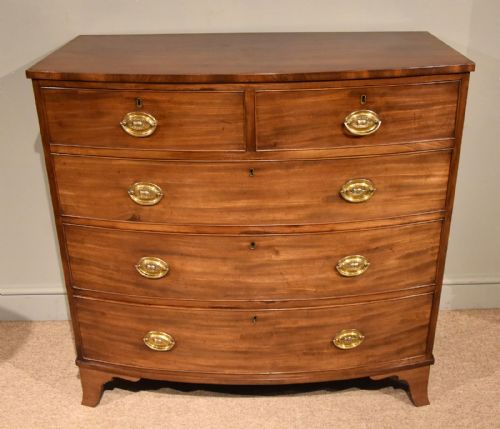GEORGE III MAHOGANY BOW FRONTED CHEST OF DRAWERS - ADDITIONAL PHOTO 5