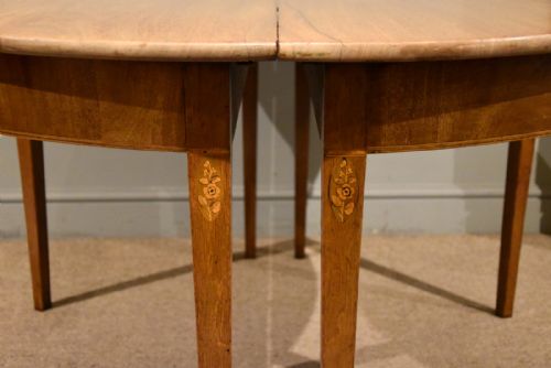 18TH CENTURY PAIR OF MAHOGANY CONSOLE TABLES - ADDITIONAL PHOTO 1