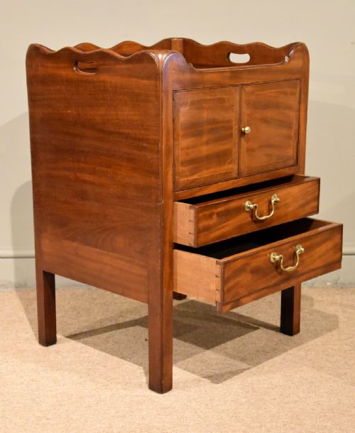 MAHOGANY LATE 18TH CENTURY BEDSIDE CUPBOARD - ADDITIONAL PHOTO 5