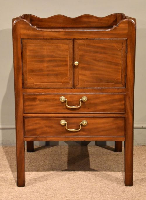 mahogany late 18th century bedside cupboard - CATEGORY: ANTIQUE CUPBOARDS - DATED 18TH CENTURY