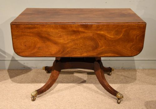 a mahogany regency pembroke table - CATEGORY: ANTIQUE TABLES - DATED REGENCY