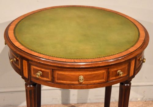 LATE 19TH MAHOGANY CIRCULAR LEATHER TOPPED TABLE - ADDITIONAL PHOTO 5